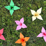 Faltanleitung für Origami-Blüten